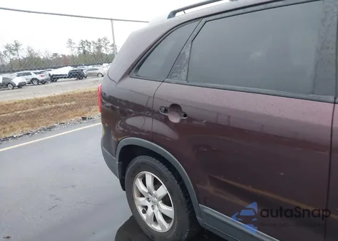 2012 Kia Sorento Lx z USA, uszkodzony, nr VIN 5XYKT3A60CG223383